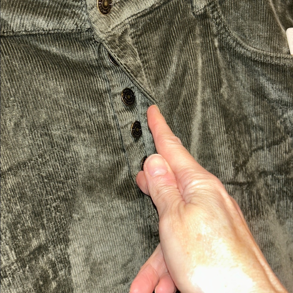 Free People NWT Deep Trance Dropped Corduroy Jeans Size 30 in Keepsake Clover - Picture 10 of 13